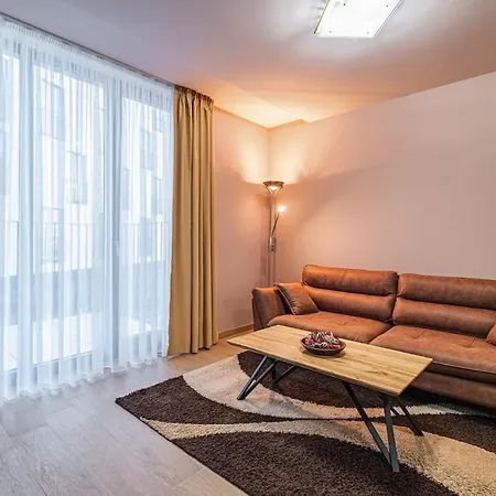 N Vaptsarov Sea Garden