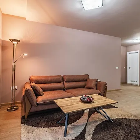 N Vaptsarov Sea Garden *