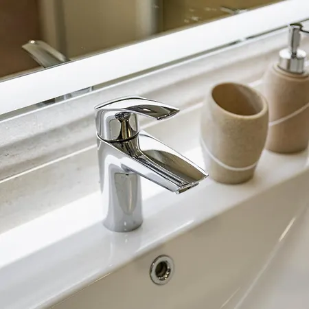 N Vaptsarov Sea Garden Lägenhet