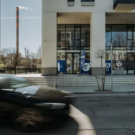 N Vaptsarov Sea Garden Апартаменты