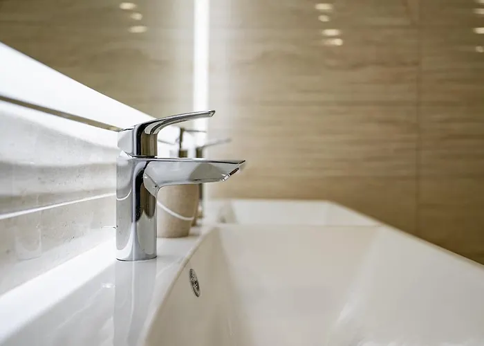 N Vaptsarov Sea Garden Apartament