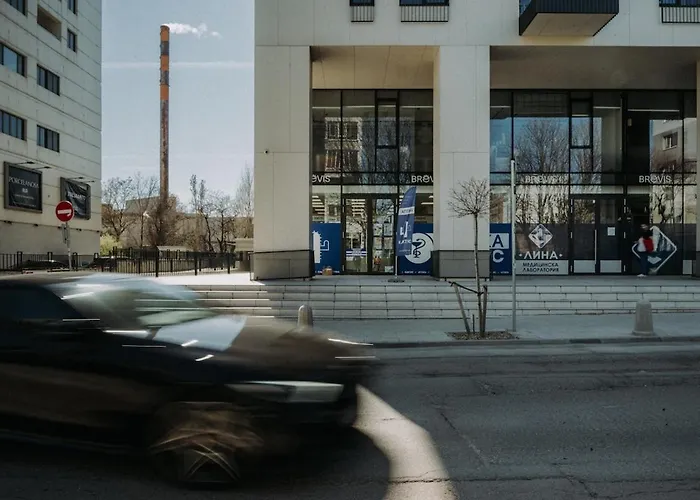 N Vaptsarov Sea Garden Apartament