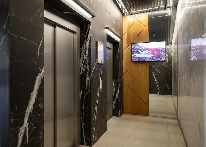 N Vaptsarov Sea Garden *