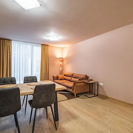 Apartment N Vaptsarov Sea Garden