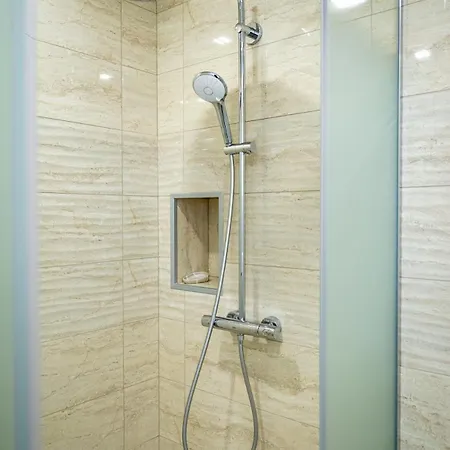 N Vaptsarov Sea Garden *