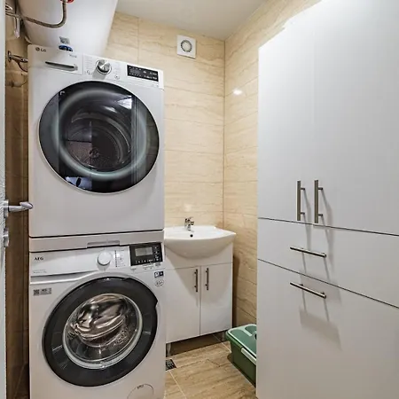 Daire N Vaptsarov Sea Garden *