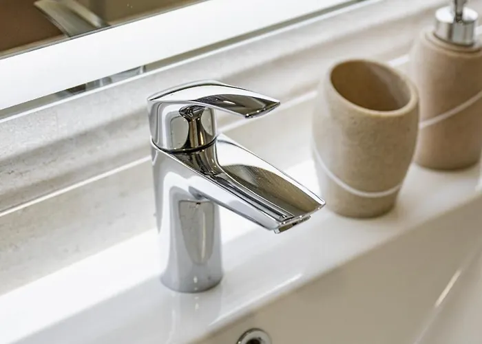 N Vaptsarov Sea Garden Apartment